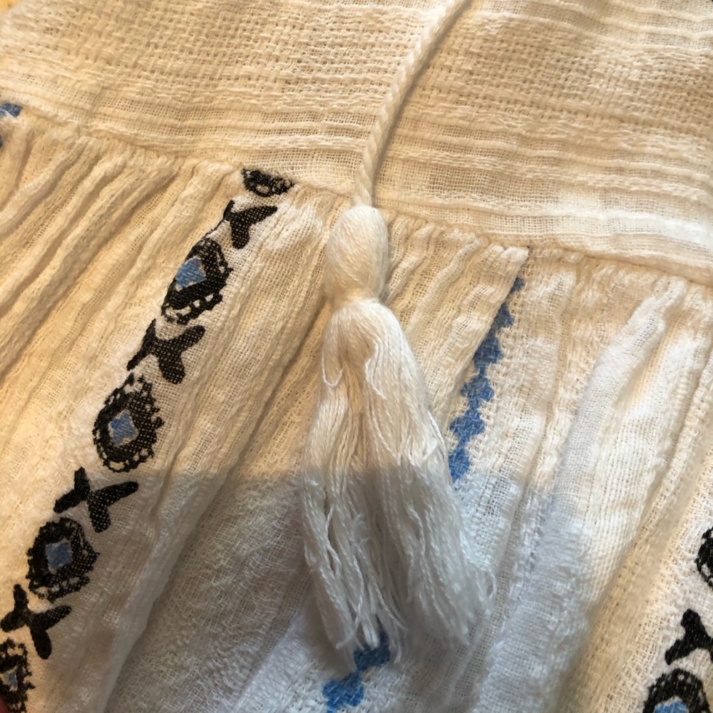 Patterned Tassel String Tunic - Picture 3 of 4